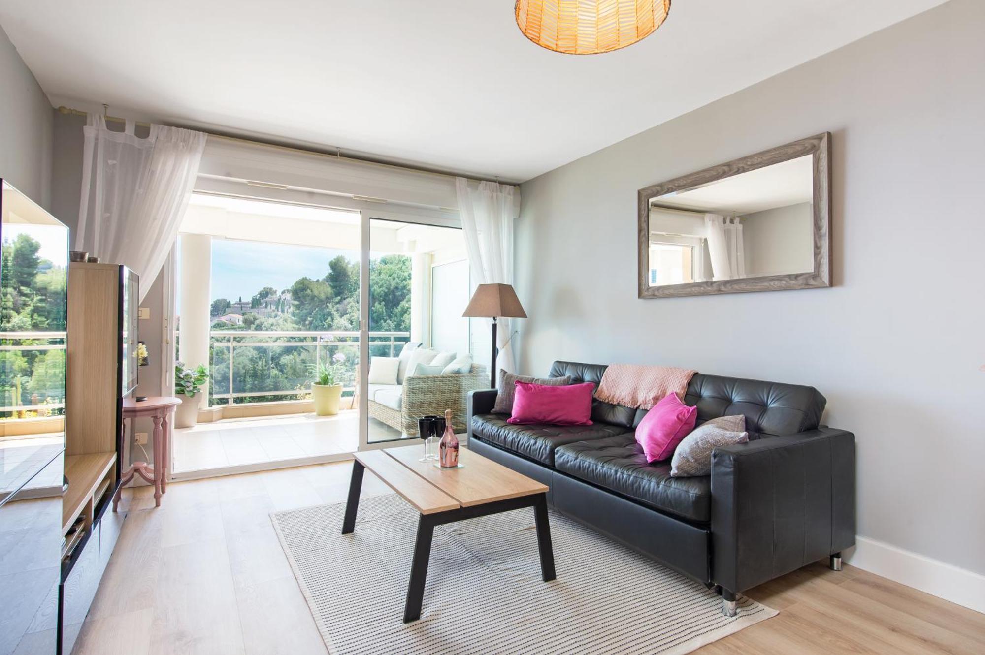 Beausejour - Splendide 2 Pieces - Piscine - Parking - Vue *